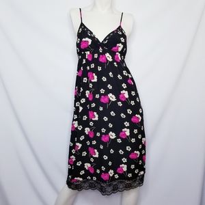 ::SALE:: Forever 21 - Black Floral Dress with Lace Trim